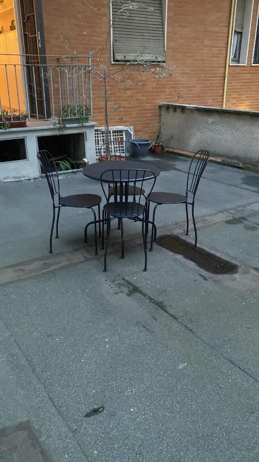 Lovely Apartment In The New Porta Nuova Area ミラノ エクステリア 写真