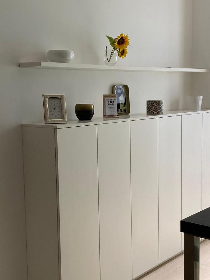 Lovely Apartment In The New Porta Nuova Area ミラノ エクステリア 写真